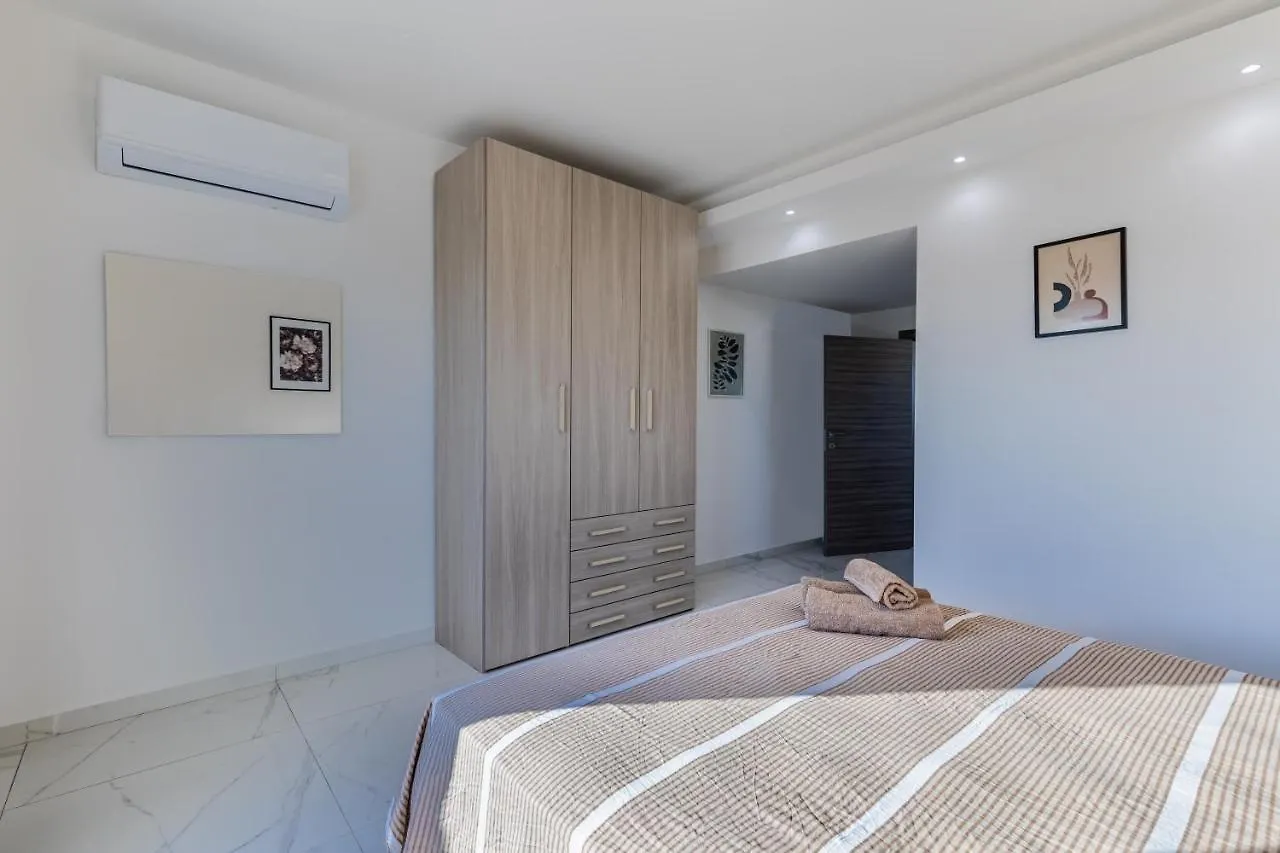 Apartamento Terrace View-Stylish Two Bedrooms Fully Ac-Wifi Penthouse Msida