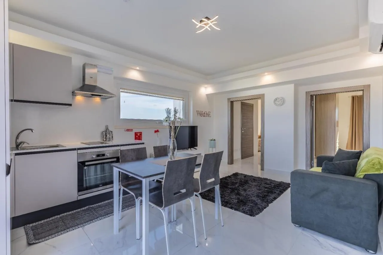 Apartamento Terrace View-Stylish Two Bedrooms Fully Ac-Wifi Penthouse Msida